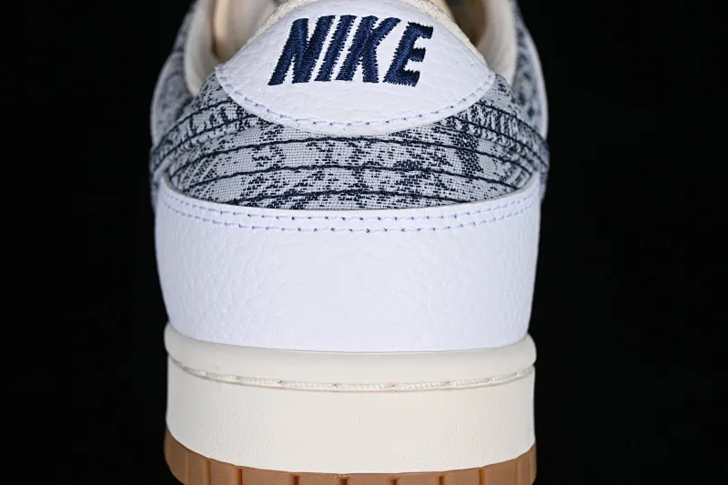 All categories Nk SB Dunk series Nk SB Dunk Low low-top sneakers Nk Dunk Low "Washed Denim" washed denim SB dunk series low-top casual sports skateboard shoes FN6881-100